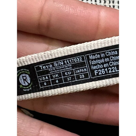 Teva Voya Zillesa Sandal size 6 new - Picture 7 of 7